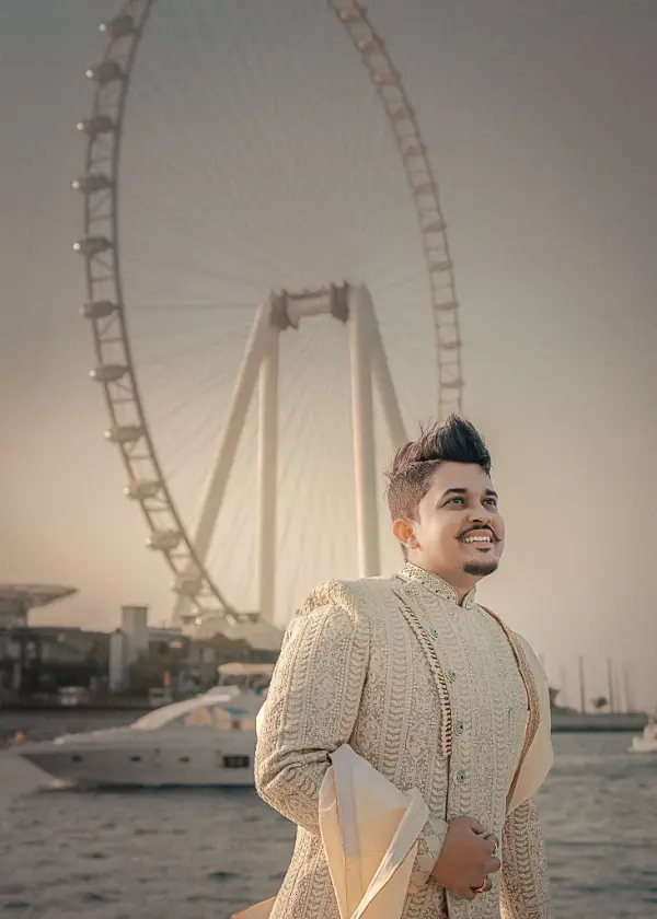 Rishav groom look small